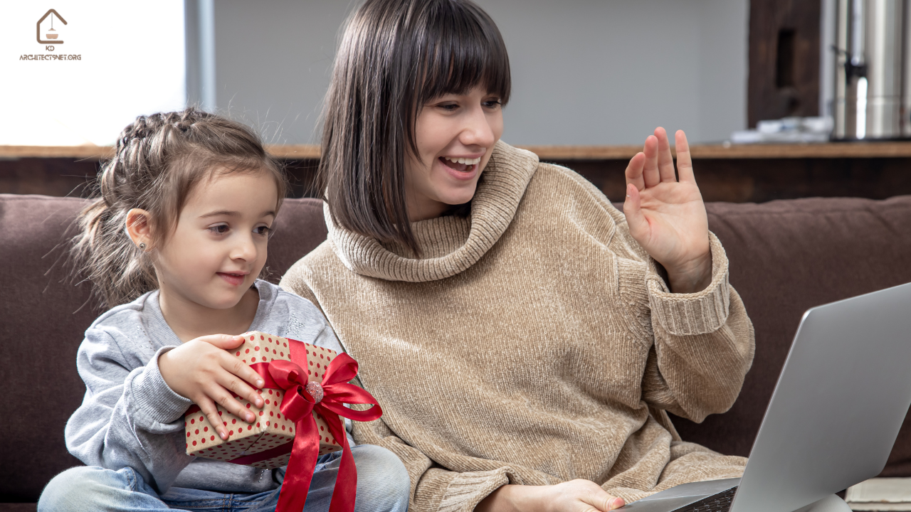 LookWhatMomFound Giveaways